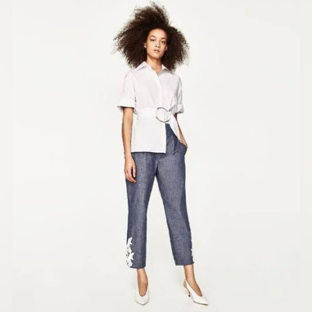 ZARA Basic Blue Cotton Cropped Trousers with Embroidered Lace Detail XS (Flaw)
